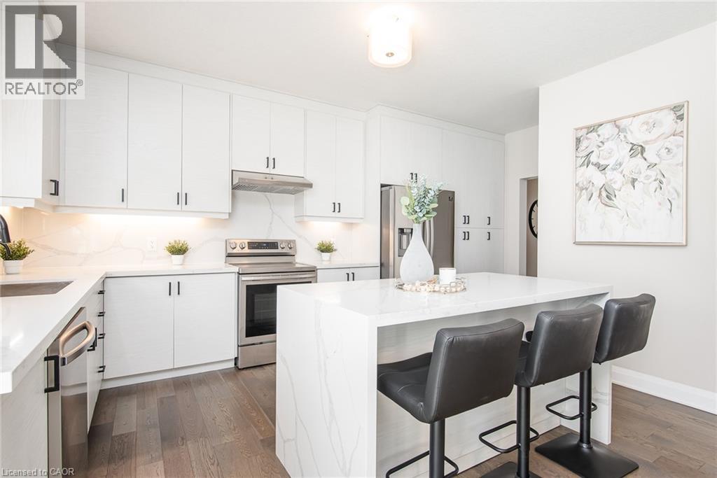 720 WOOD LILY Street - Image 16