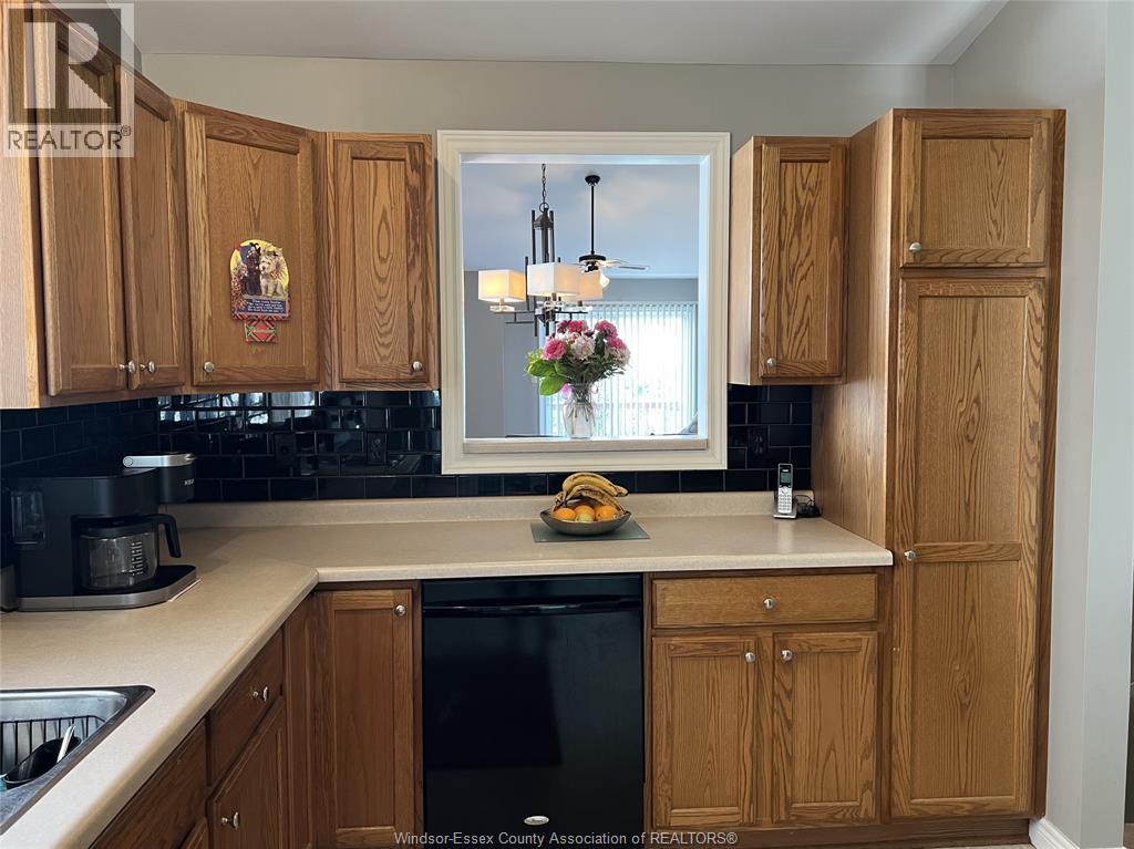 9 Erie Glen CRESCENT - 8