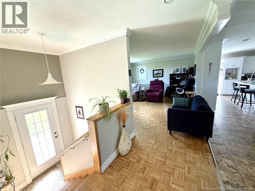 8203 Rue St-Paul - Image 25