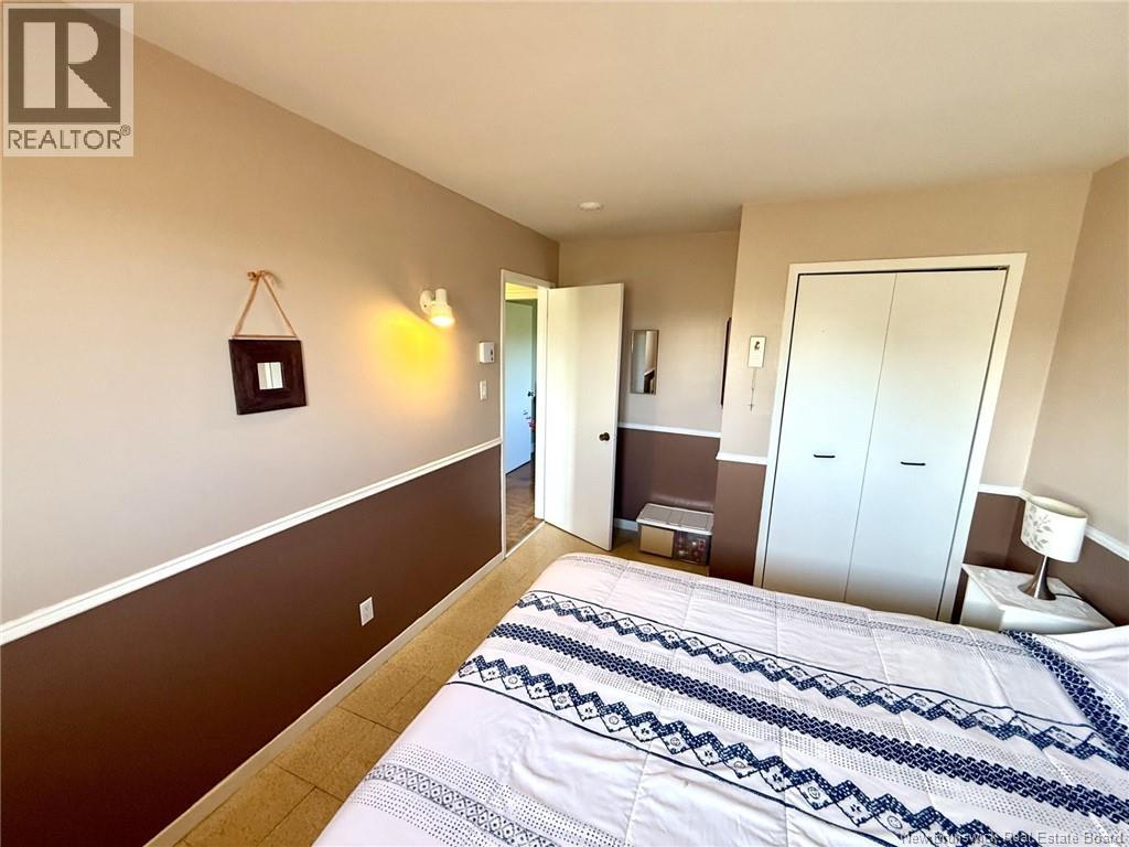 8203 Rue St-Paul - Image 34