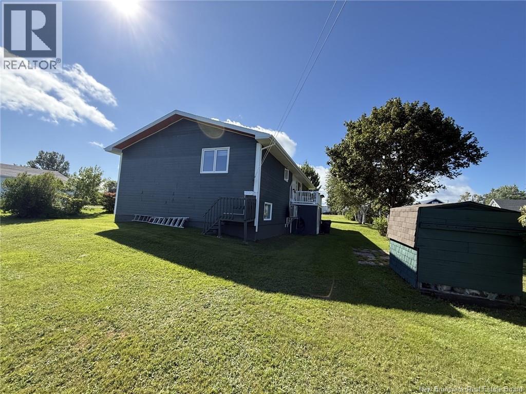 8203 Rue St-Paul, Bas-Caraquet — photo 4