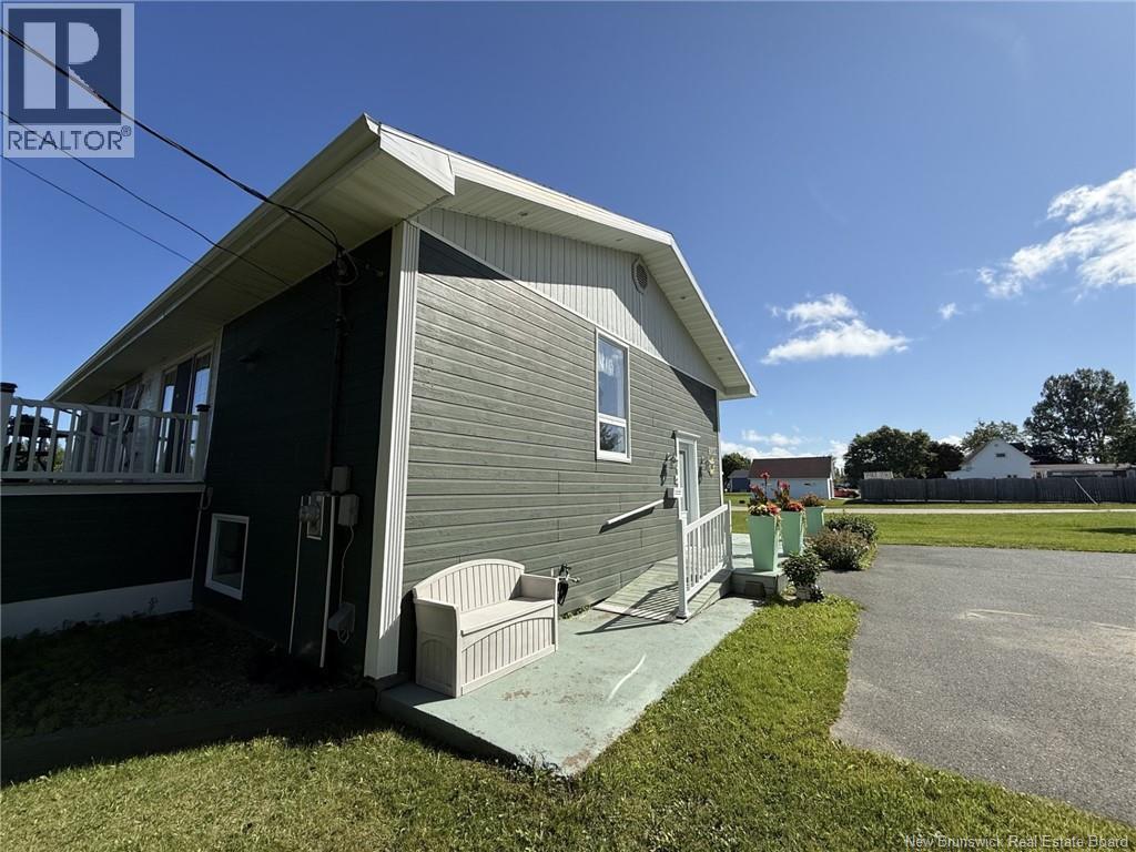 8203 Rue St-Paul, Bas-Caraquet — photo 6