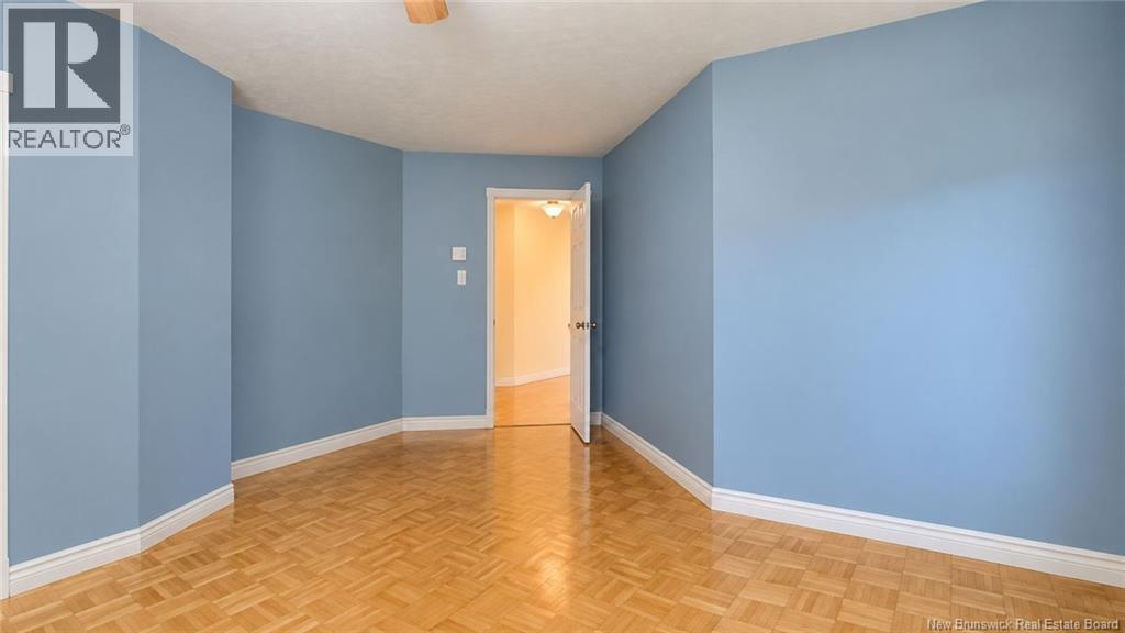 894 rue des Chalets Street - 26