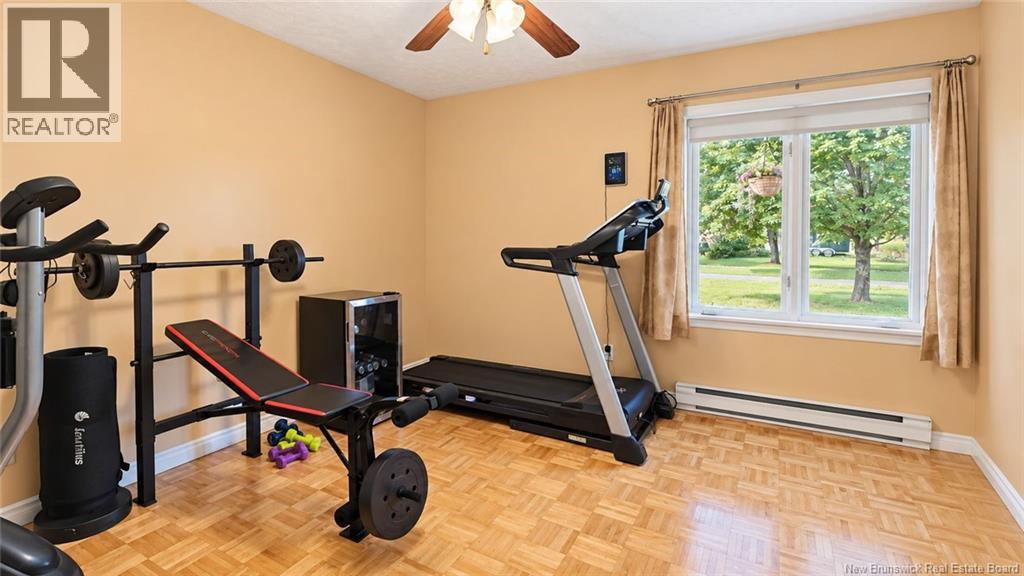 894 rue des Chalets Street - 28