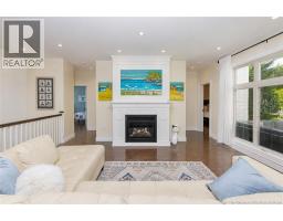 6 McNally Court, photo 15