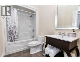 6 McNally Court, photo 24