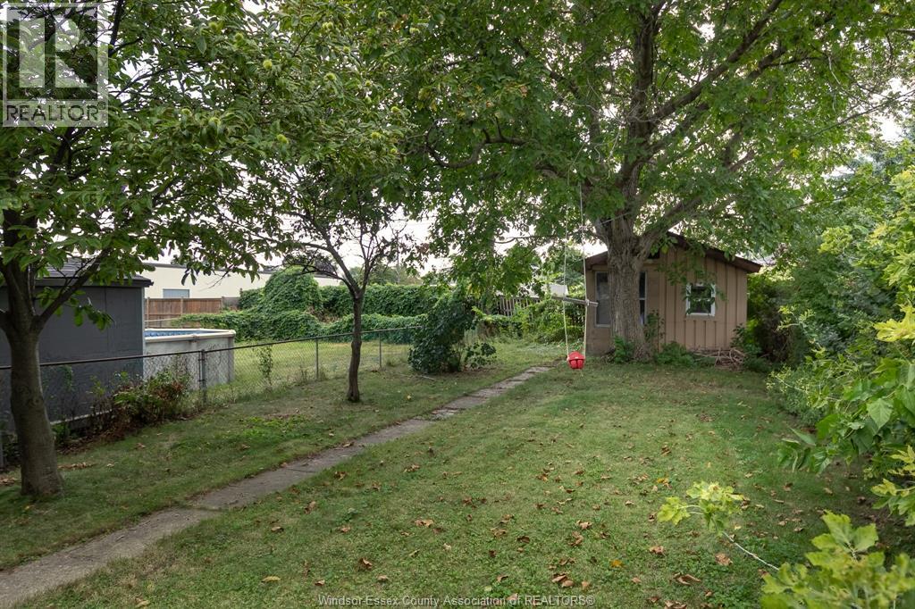 1761 Benjamin AVENUE - 30