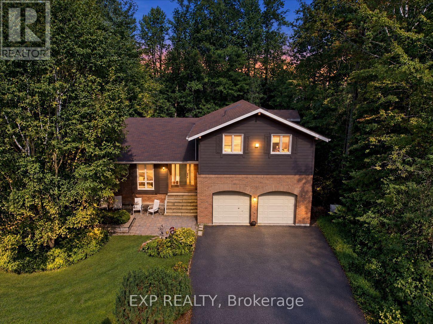 20 PINESHORE CRESCENT - 1