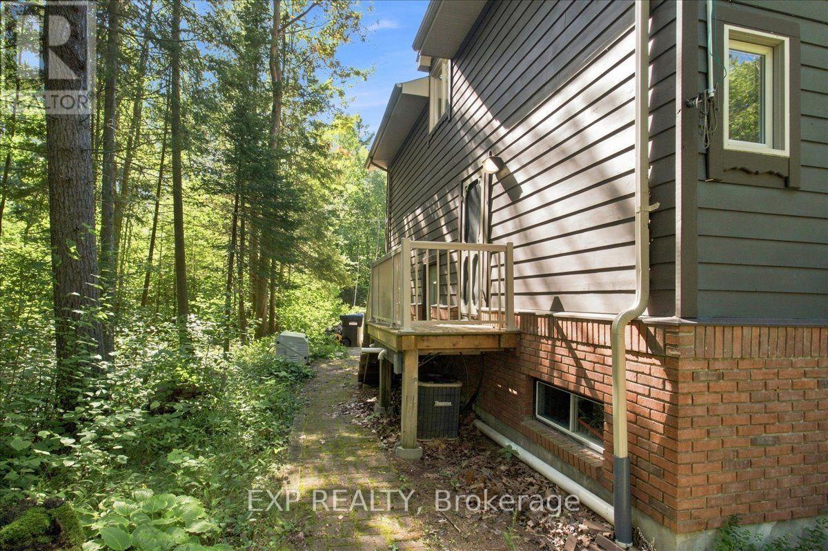 20 PINESHORE CRESCENT - Image 35