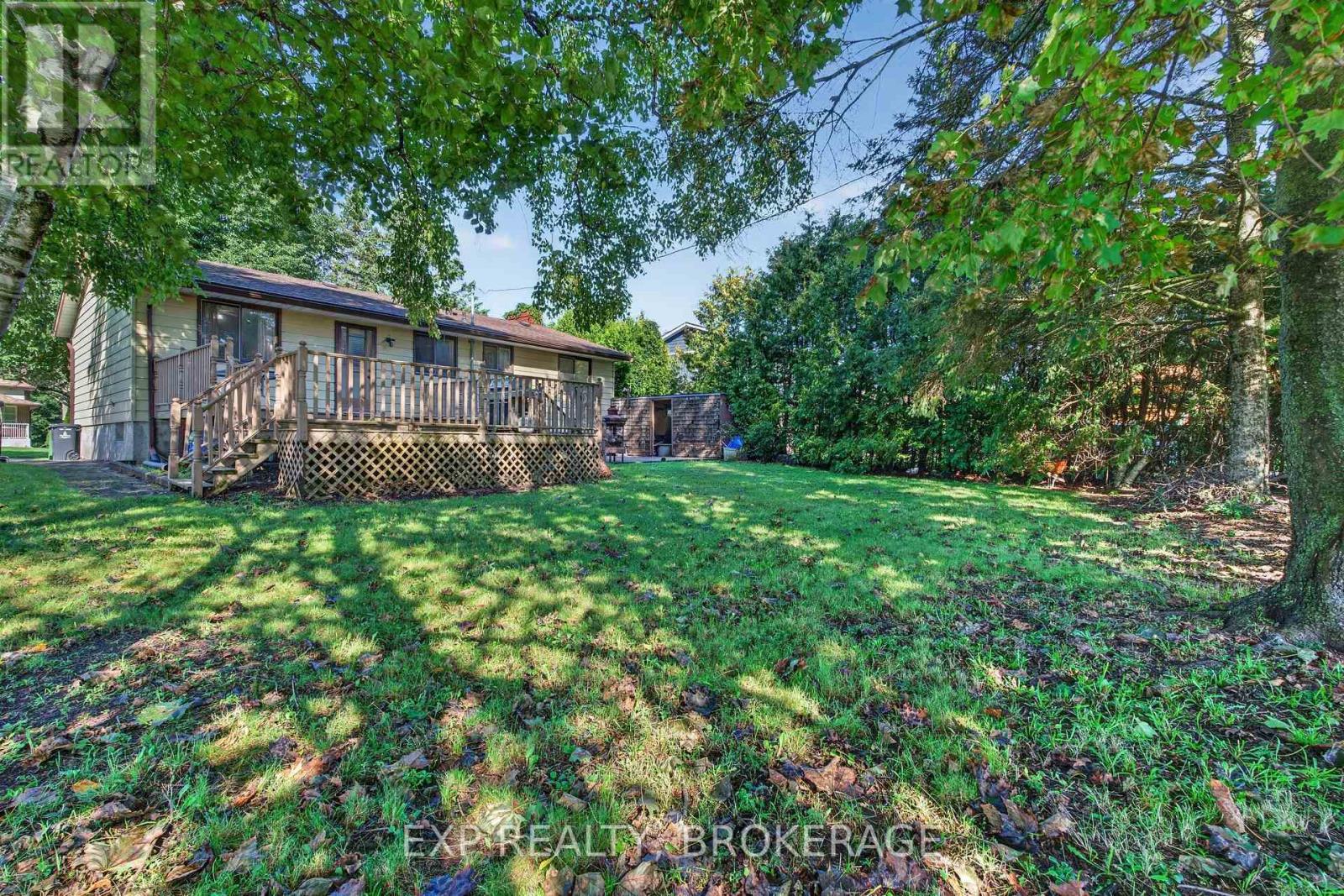 920 SAFARI DRIVE - Image 33