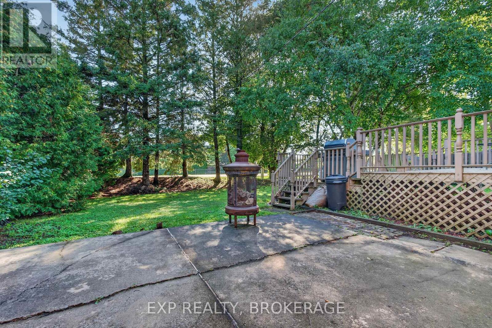 920 SAFARI DRIVE - Image 37