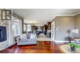 111 Cheeseman Drive thumbnail 15
