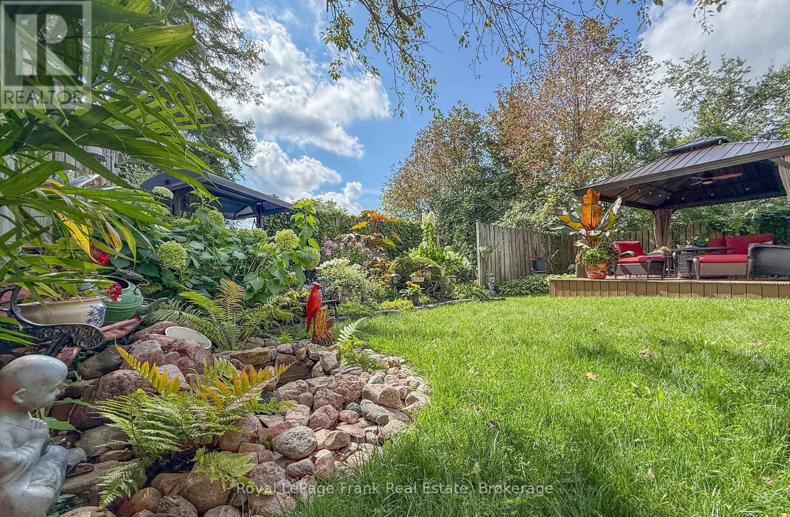 387 ABERDEEN AVENUE - 31