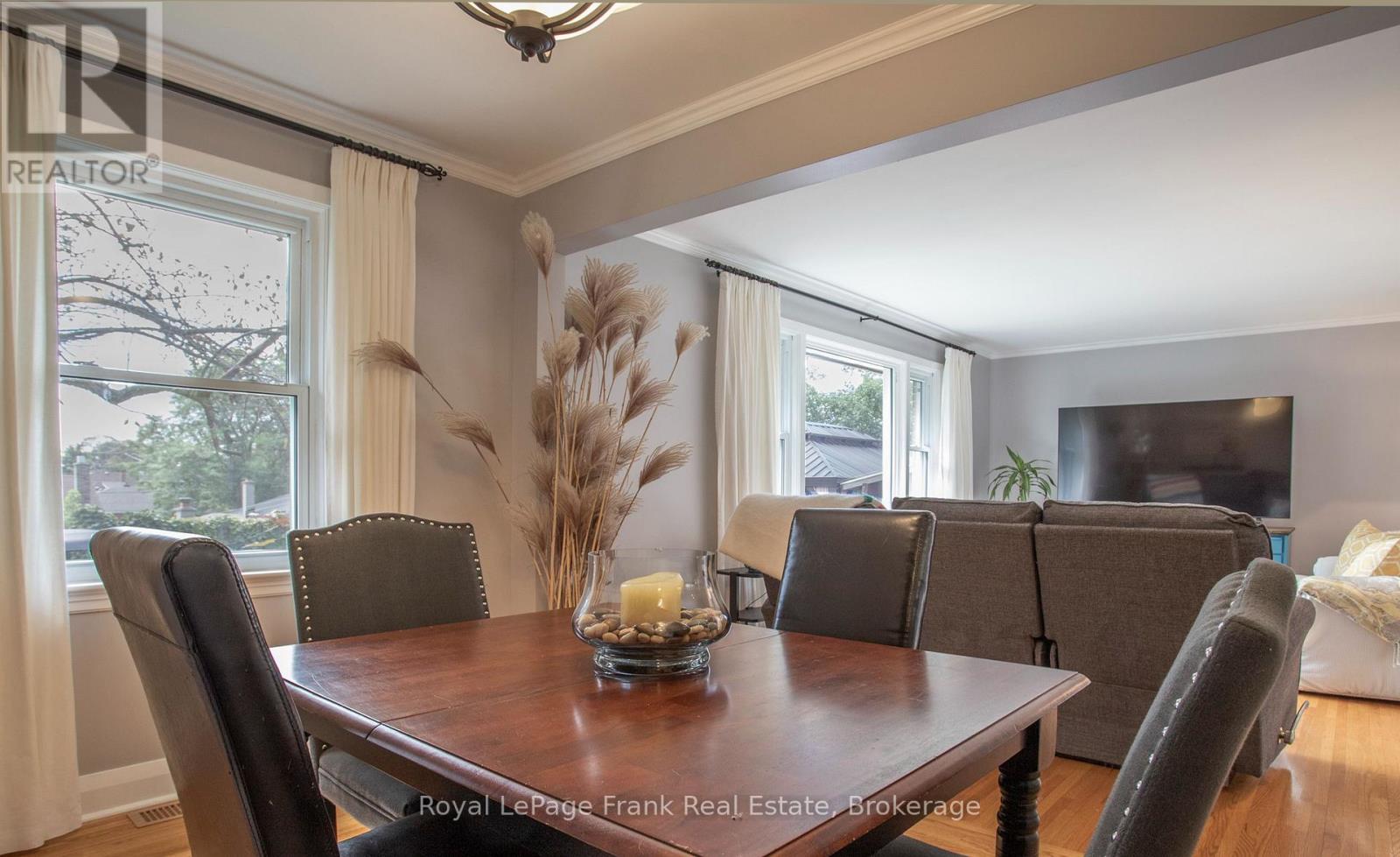 387 ABERDEEN AVENUE - 9