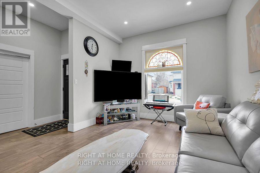 7 MYRTLE STREET - Image 5