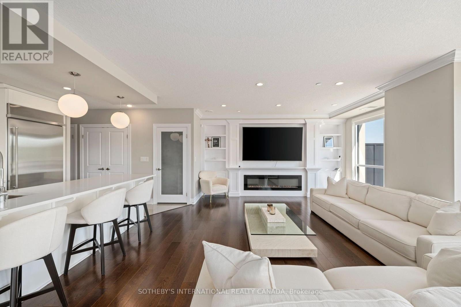 205 - 240 VILLAGEWALK BOULEVARD, London North (North R) — photo 8