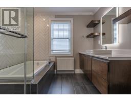 33 Queen Street thumbnail 12