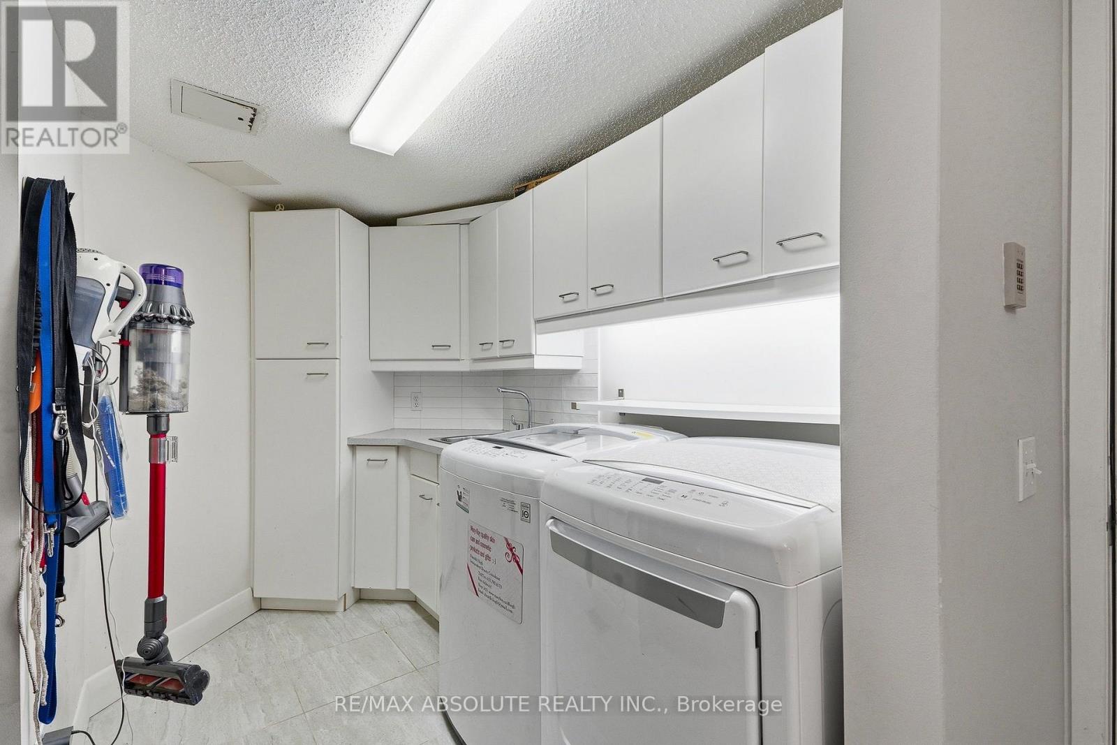 1645 ROYAL ORCHARD DRIVE - 23