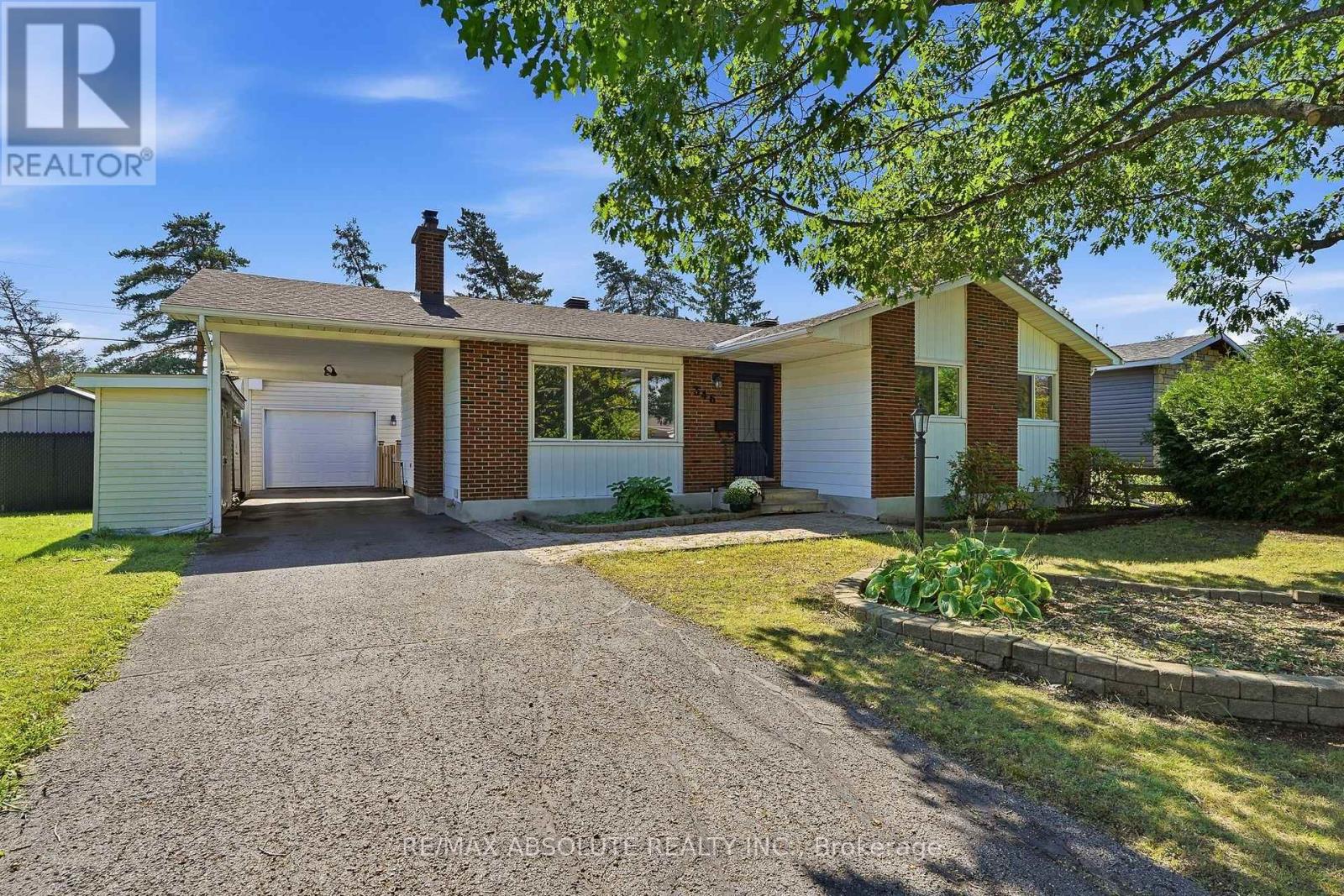 346 GALLOWAY DRIVE - 1