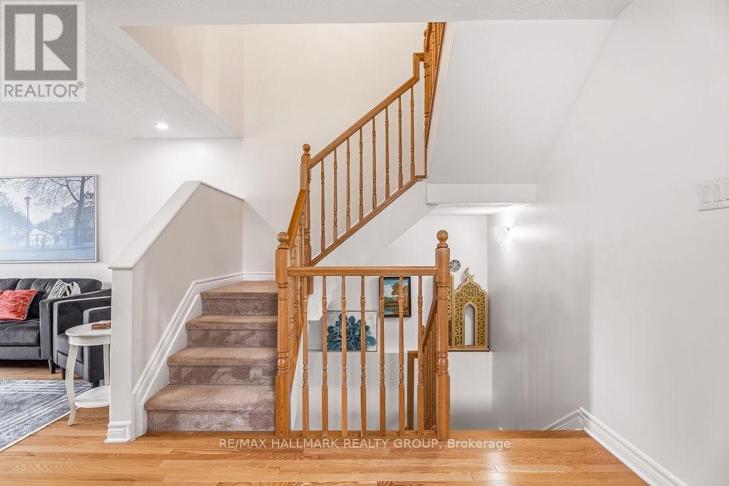 450 BRETTONWOOD RIDGE - 24