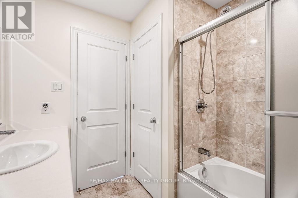 4 Bed, 3 Bath House for Sale in Ottawa – 450 BRETTONWOOD RIDGE, Ottawa – MLS# X13751968 - Image 34
