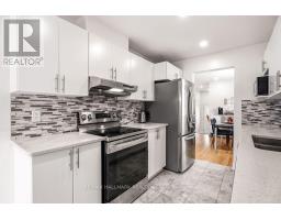 450 Brettonwood Ridge, Ottawa, ON K2T0L1 Photo 14