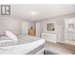 450 Brettonwood Ridge, Ottawa, ON K2T0L1 Photo 27