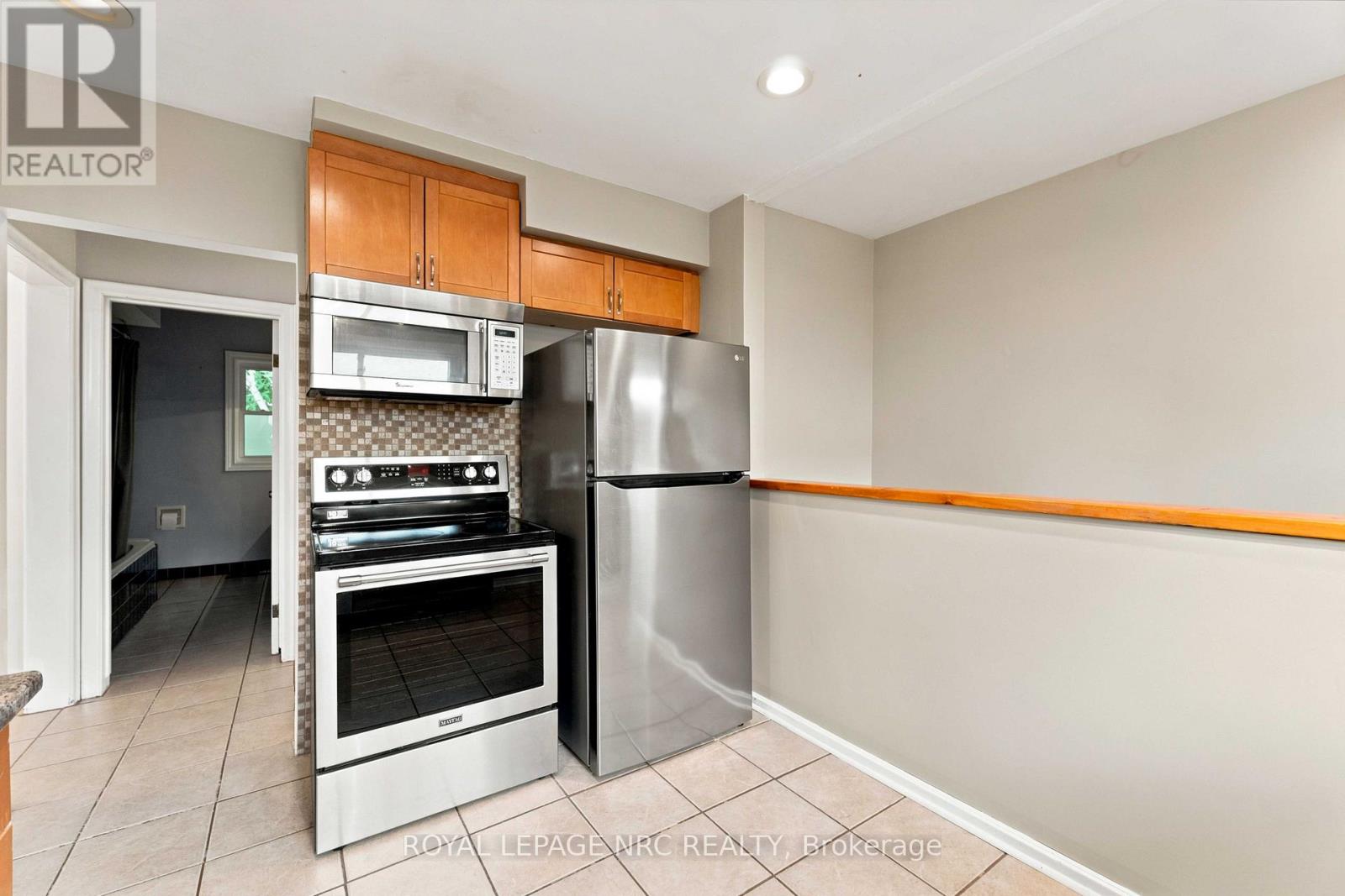 45 WOODCROFT CRESCENT - Image 15