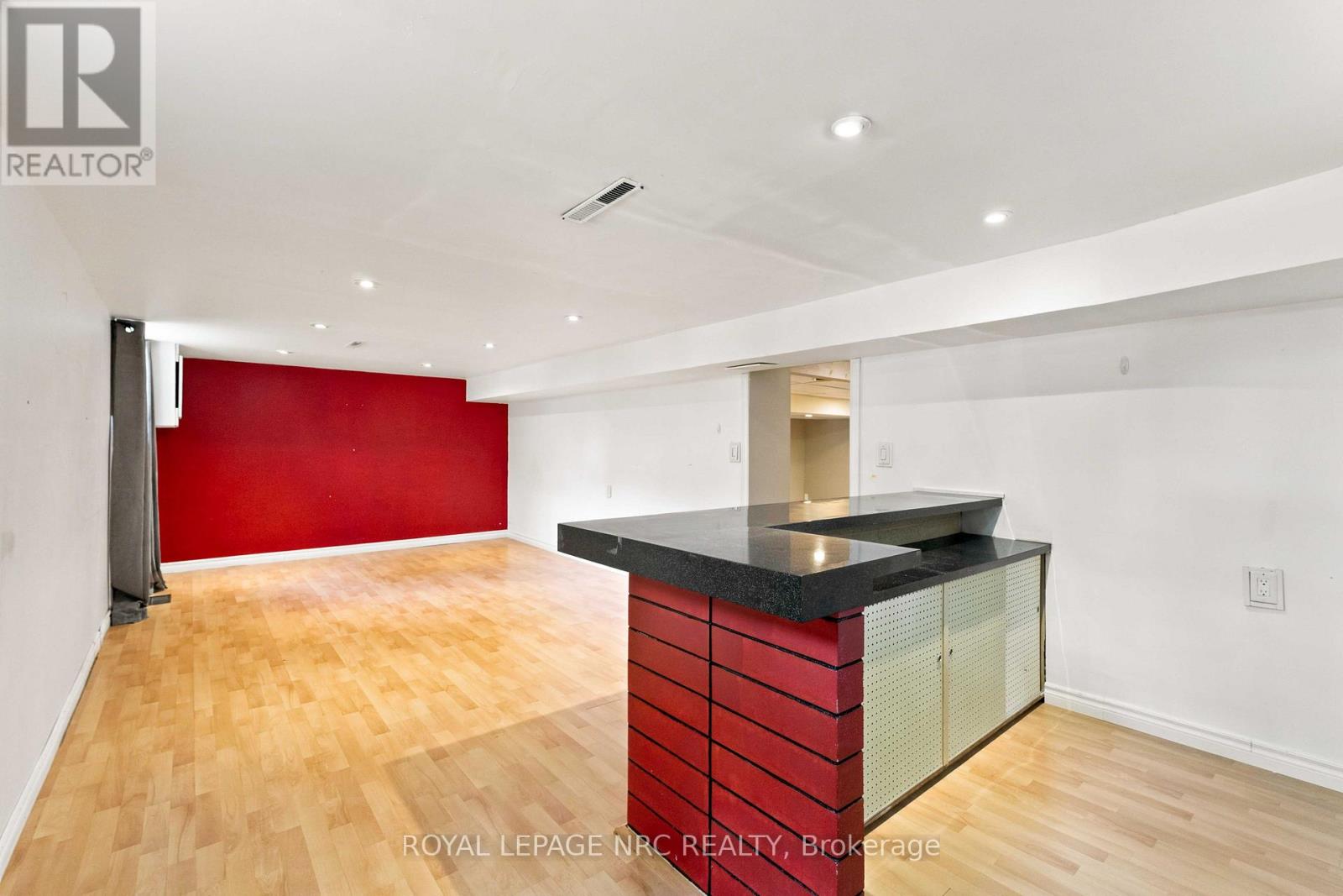 45 WOODCROFT CRESCENT - Image 32