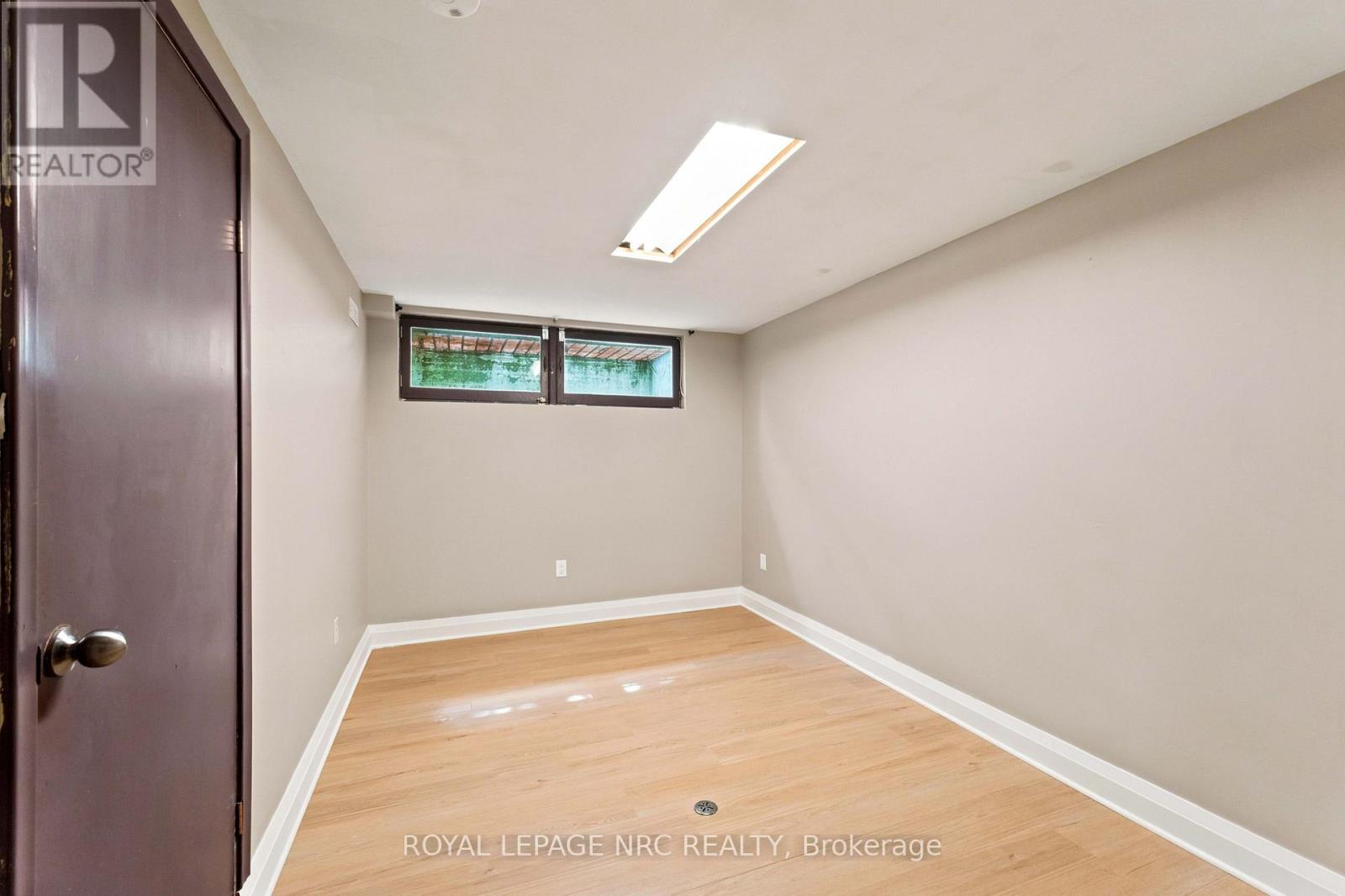 45 WOODCROFT CRESCENT - Image 34