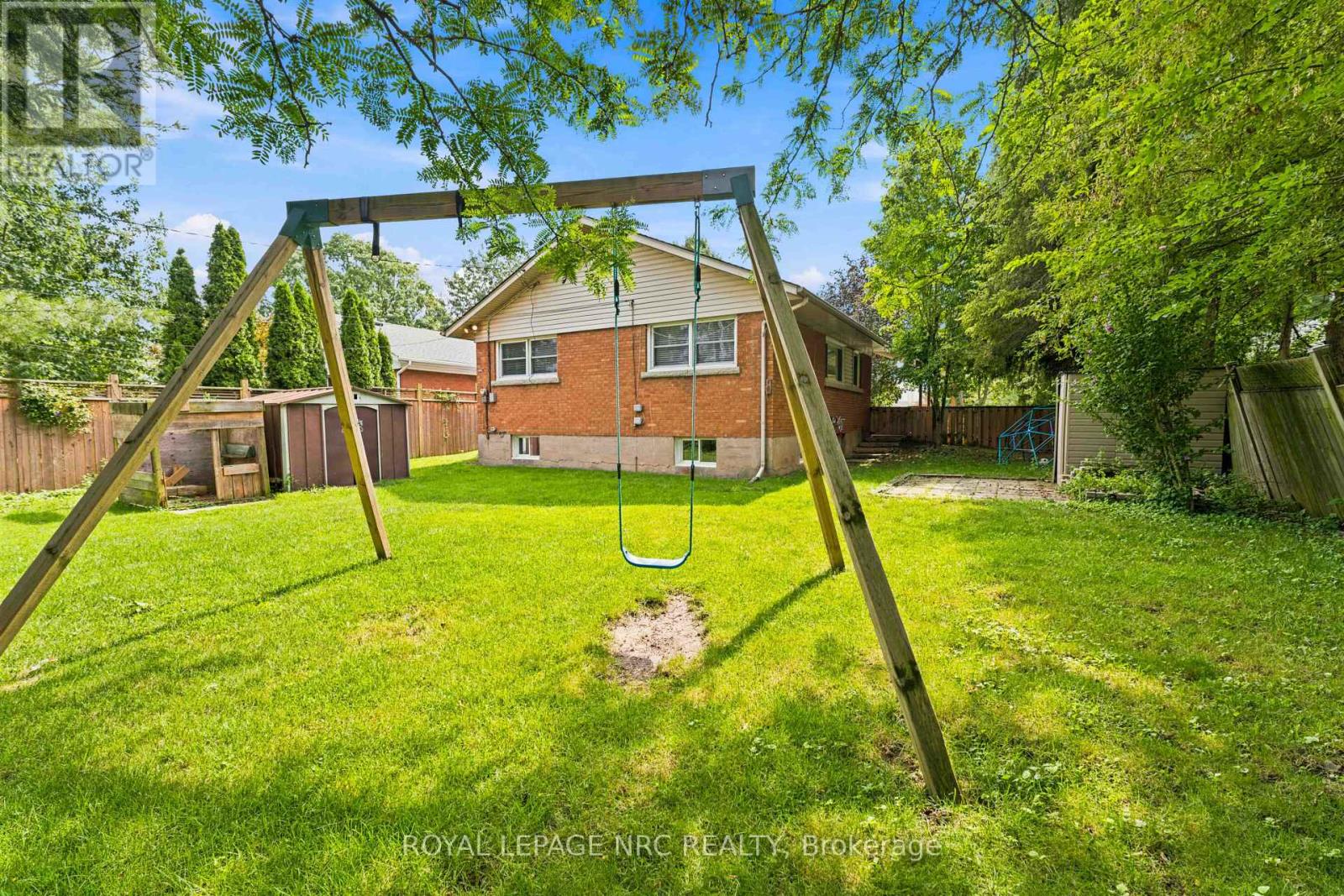 45 WOODCROFT CRESCENT - 44