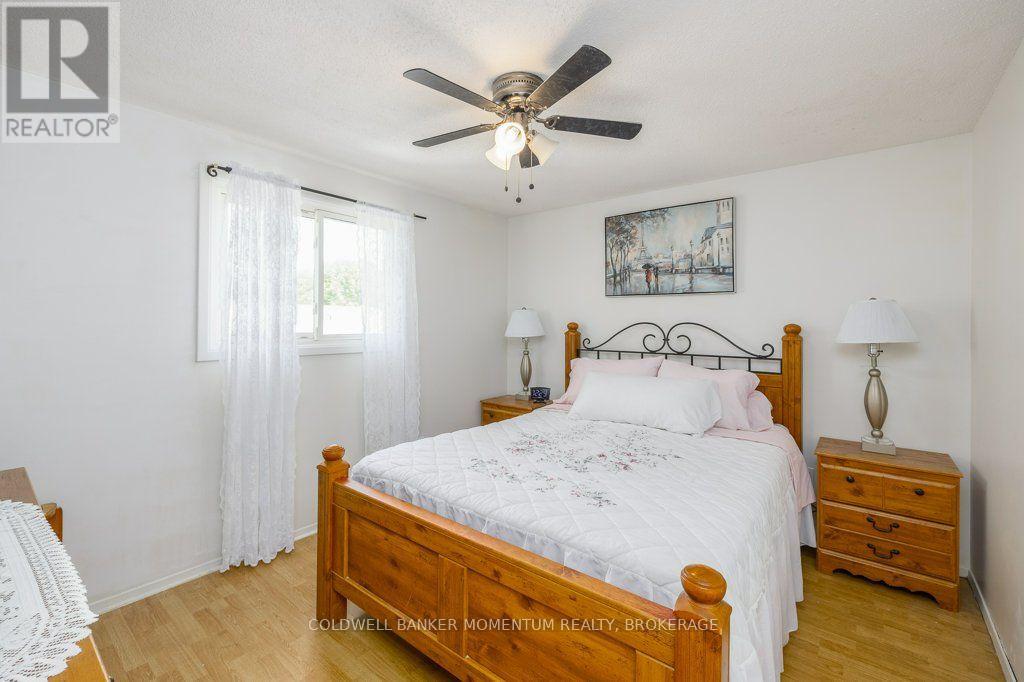 121 DOROTHY STREET - 21