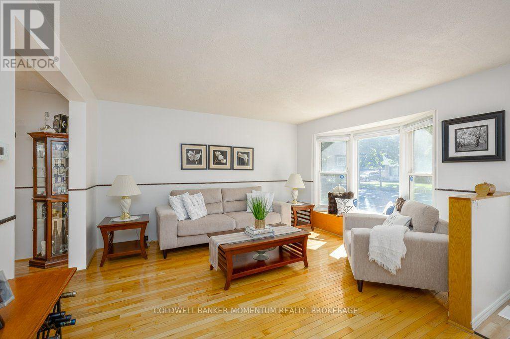 121 DOROTHY STREET - 9