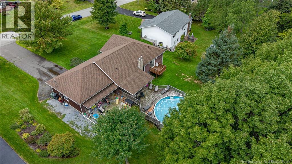 17 Lionel Drive - 43
