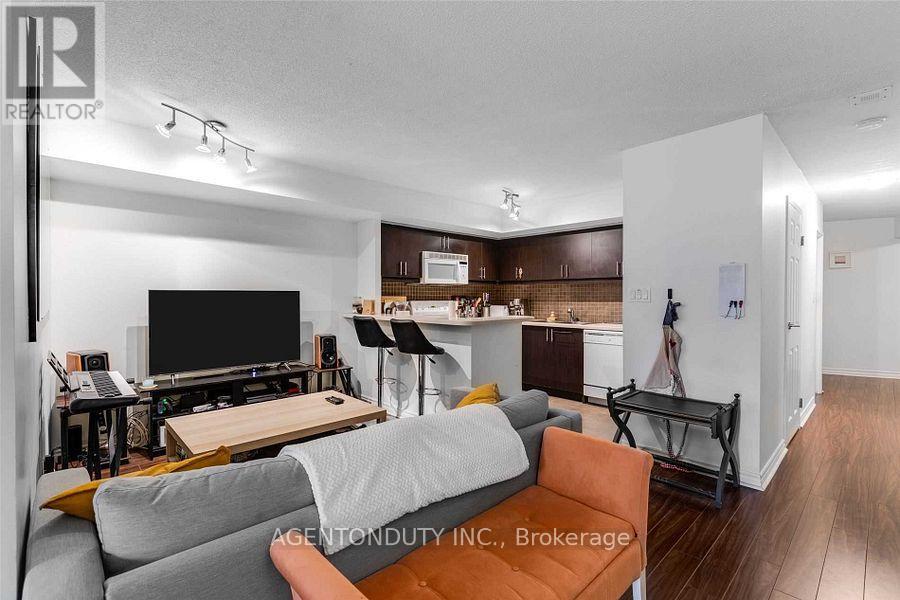 #1122 25 The Esplanade, Toronto (Waterfront Communities), Ontario, M5E1W5, Toronto (Waterfront Communities), Ontario — photo 4 of 5