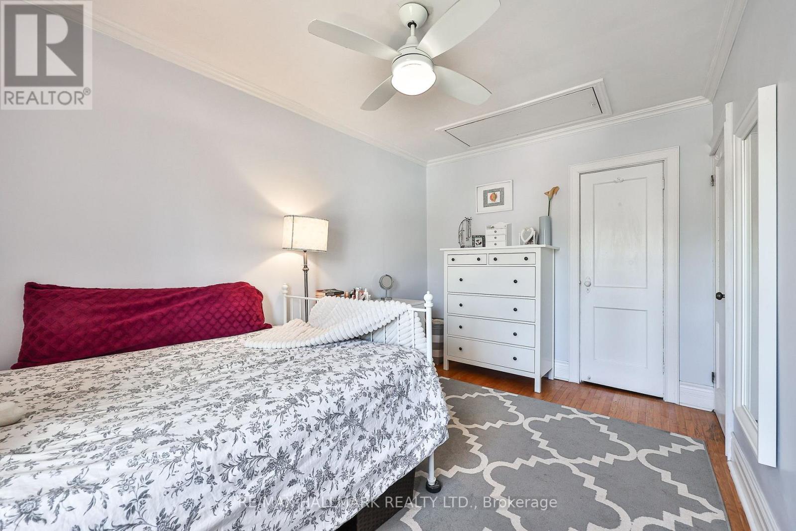 278 WOBURN AVENUE - 23