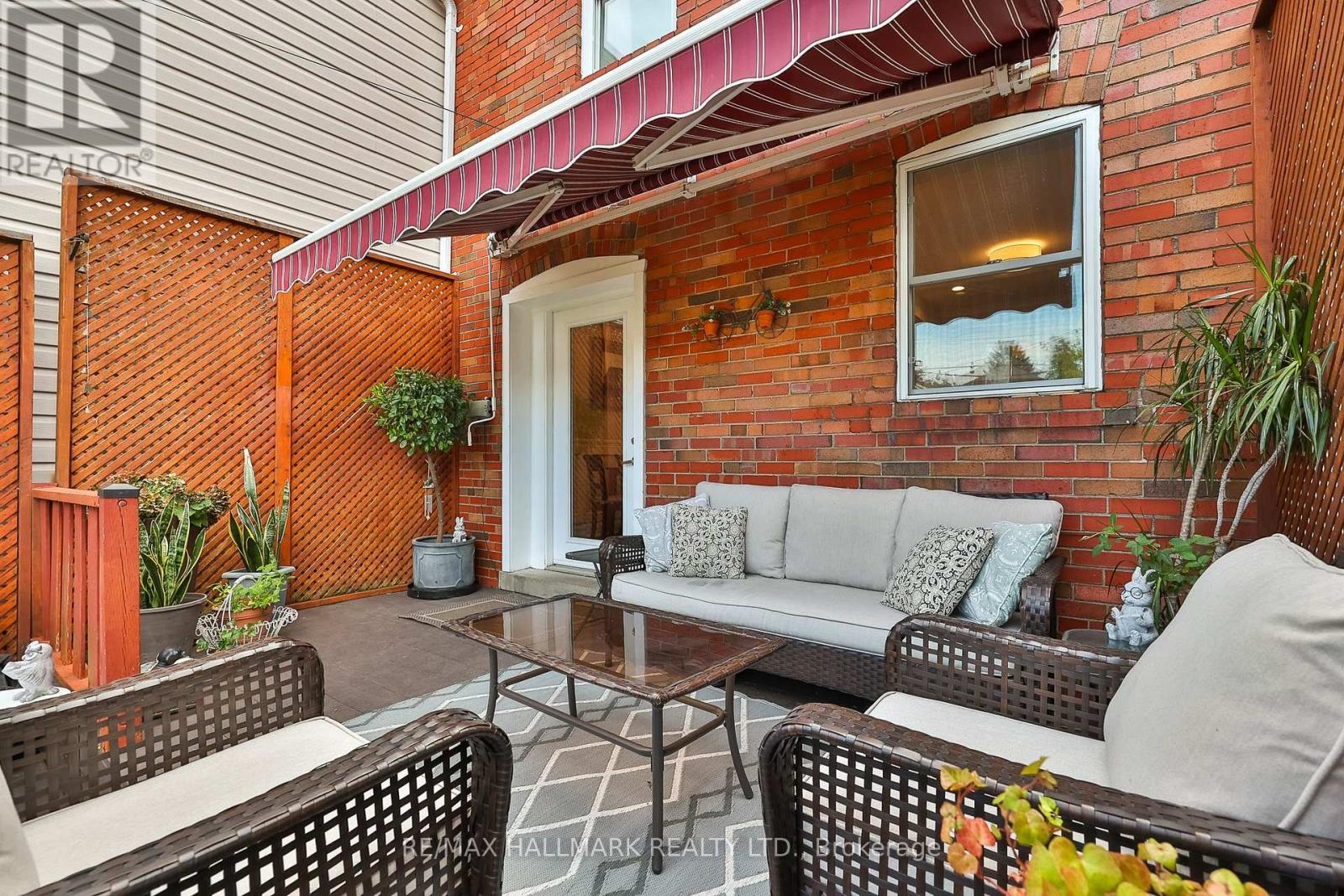 278 WOBURN AVENUE - Image 33