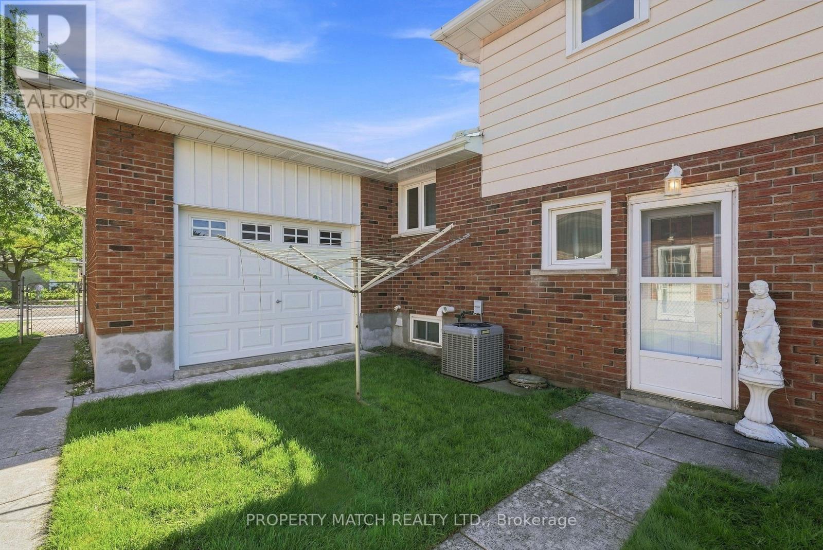 938 SCARBOROUGH GOLF CLUB ROAD - 27