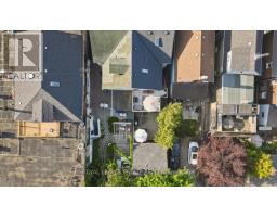 1398 Queen Street E, Toronto, ON M4L1C9 Photo 18