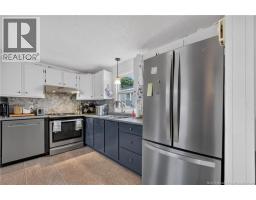 33 Glenview Drive, photo 4