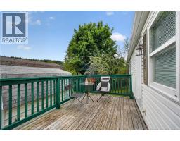 33 Glenview Drive, photo 2