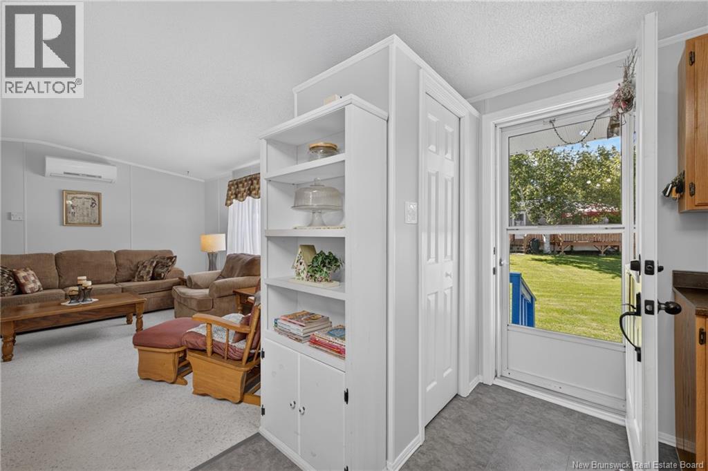 1125 Pine - Image 16