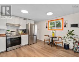 112 Hilltop Drive, Lower Sackville, NS B4C2P5 Photo 10