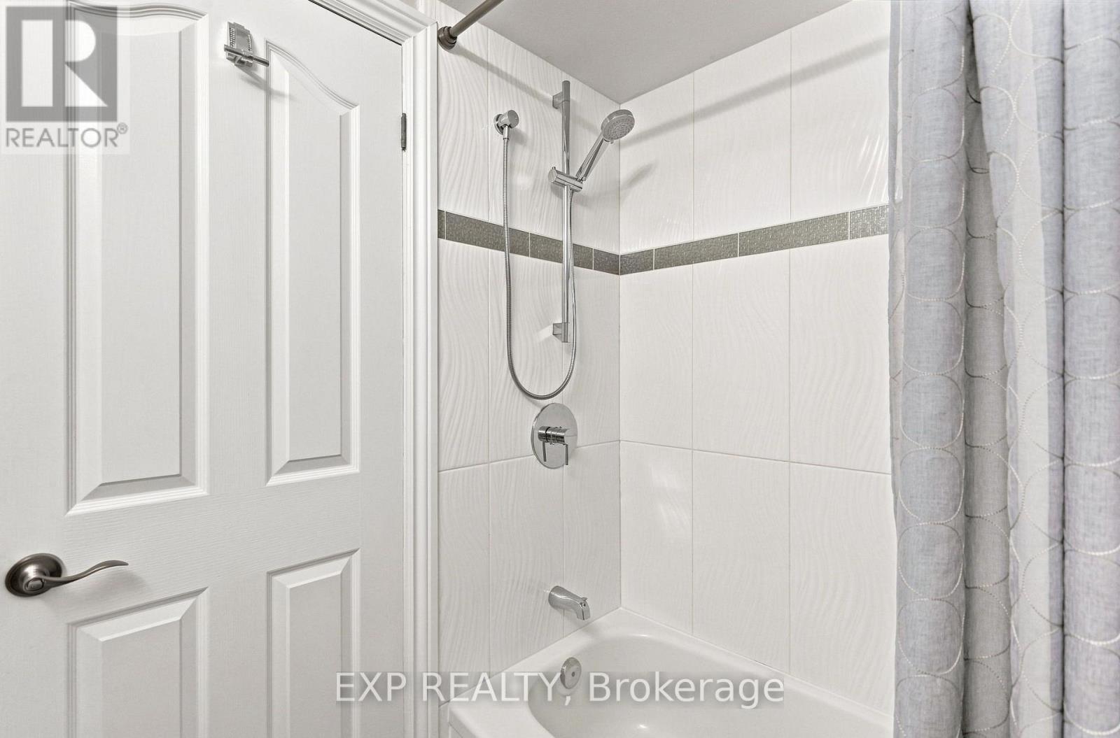 655 CULLER MEWS - Image 37