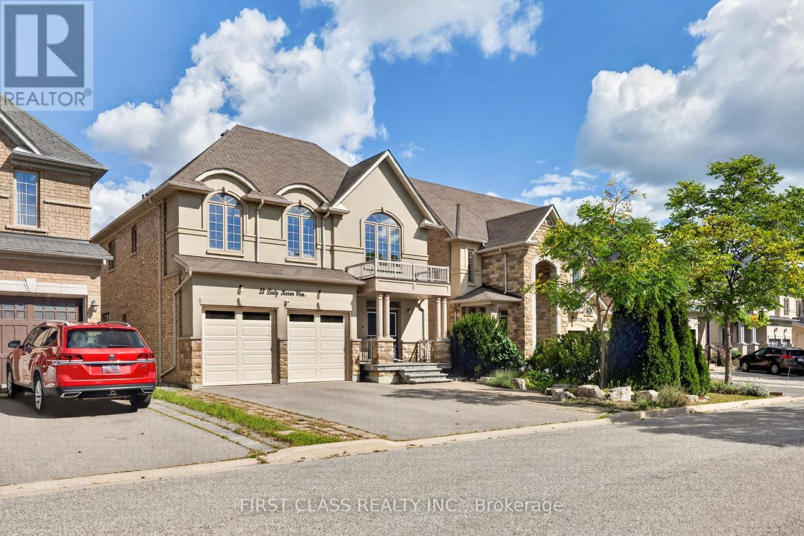 23 LADY KAREN CRESCENT - 44