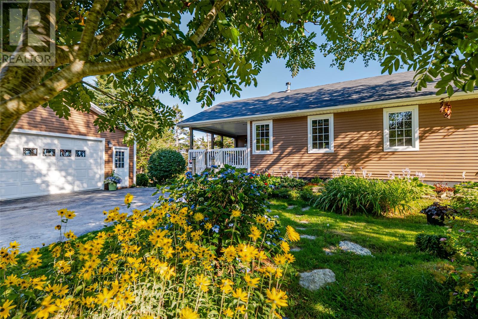 553 Beachy Cove Road, Tors Cove — photo 4