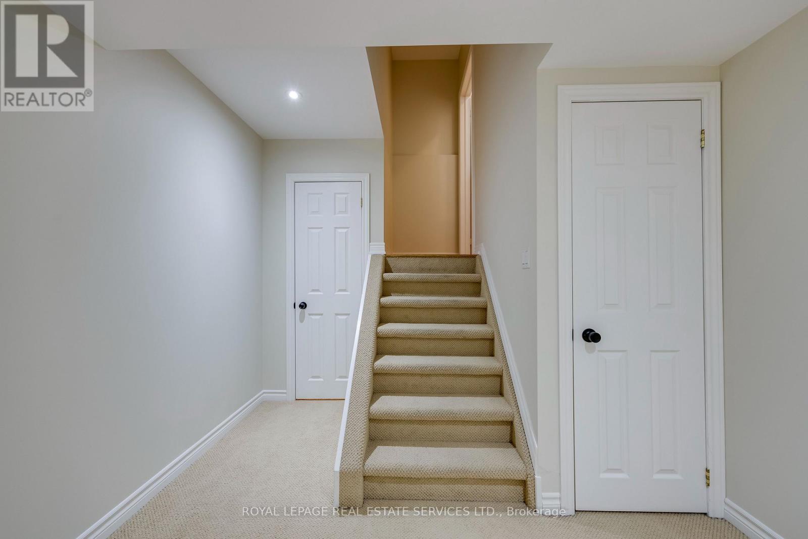 2346 SALCOME DRIVE - Image 31