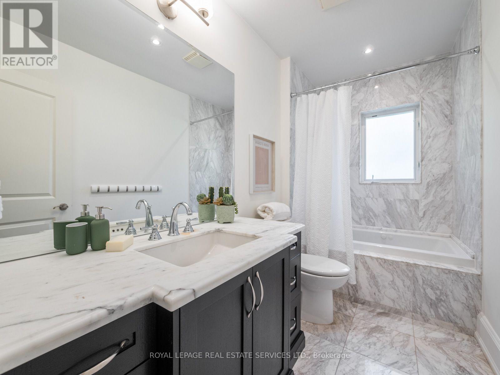 330 WILLARD AVENUE - Image 36