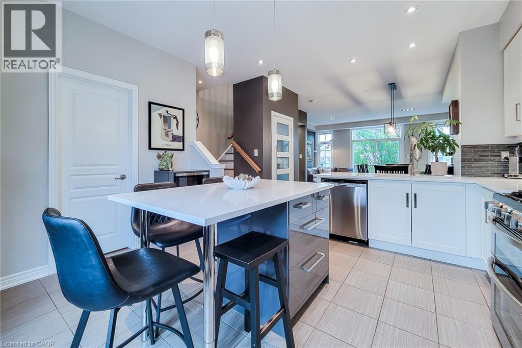 #16 257 PARKSIDE Drive - 28