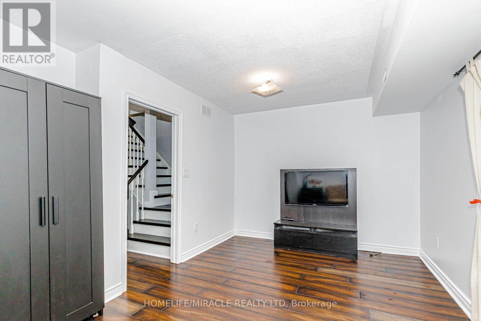 #106 601 SHORELINE DRIVE - 44
